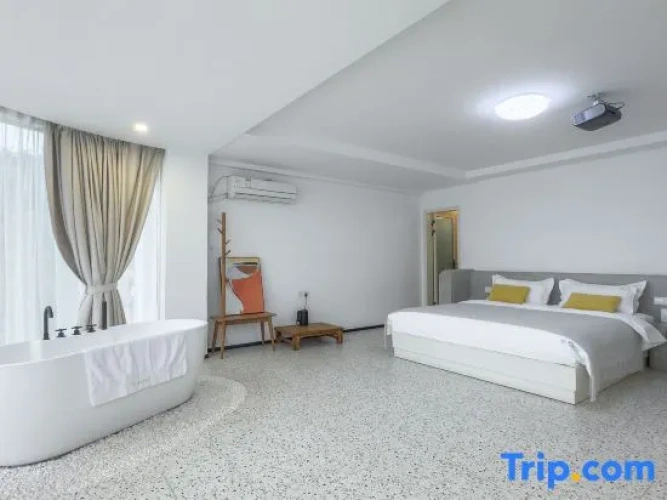 Standard Double room with garden view