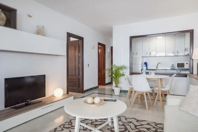 Mayoral Beach Centre Apartment 1 bedroom