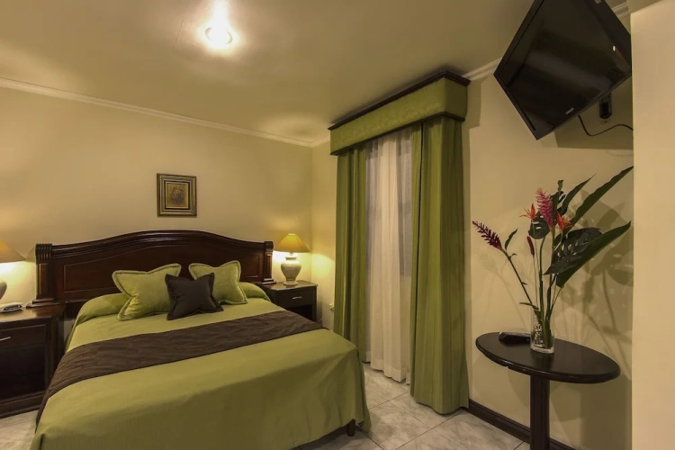 Deluxe Double room with pool view