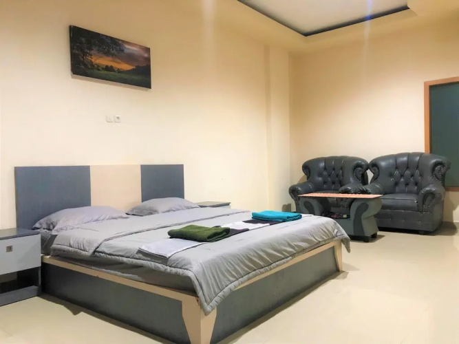 MS Hotel Pinrang Mitra RedDoorz