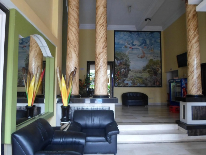 Hotel Colonial Inn