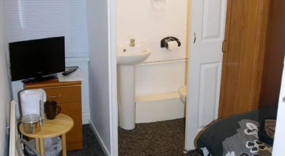 The Oakland Guest House