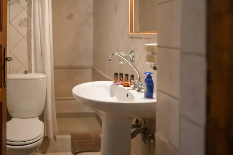 Agapi s Charming Retreat - Rustic Escape By Chania