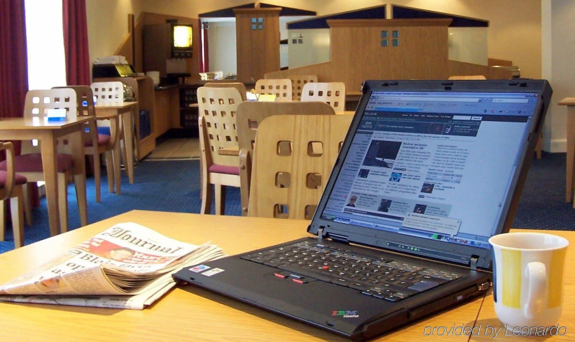 Holiday Inn Express Aberdeen City Centre photo 26