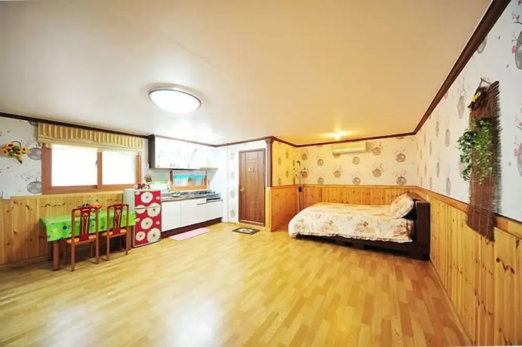 Star Song Pension
