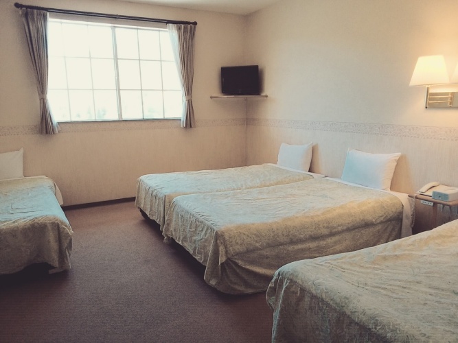 Standard Quadruple room with lake view