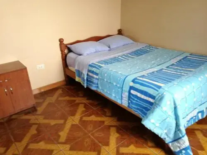 Oscar's Hostal
