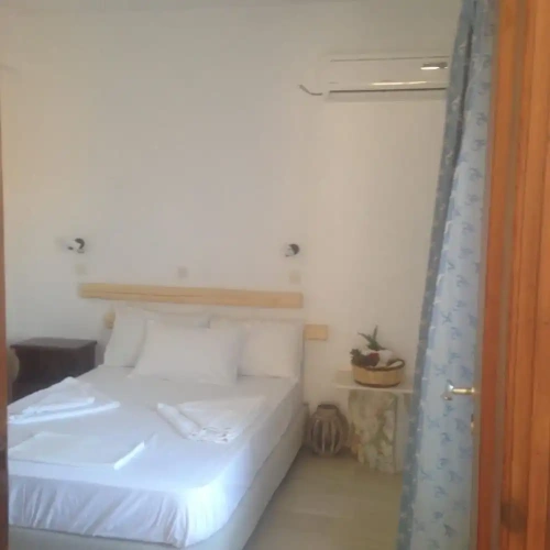 Studio with balcony and with sea view