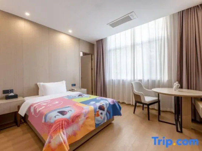 Deluxe Family Suite