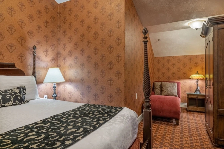 Penthouse Suite