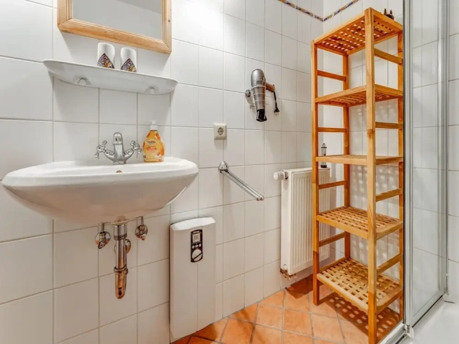 4 Bedrooms Classic Apartment