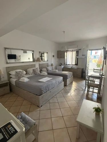 Triple Studio with partial sea view