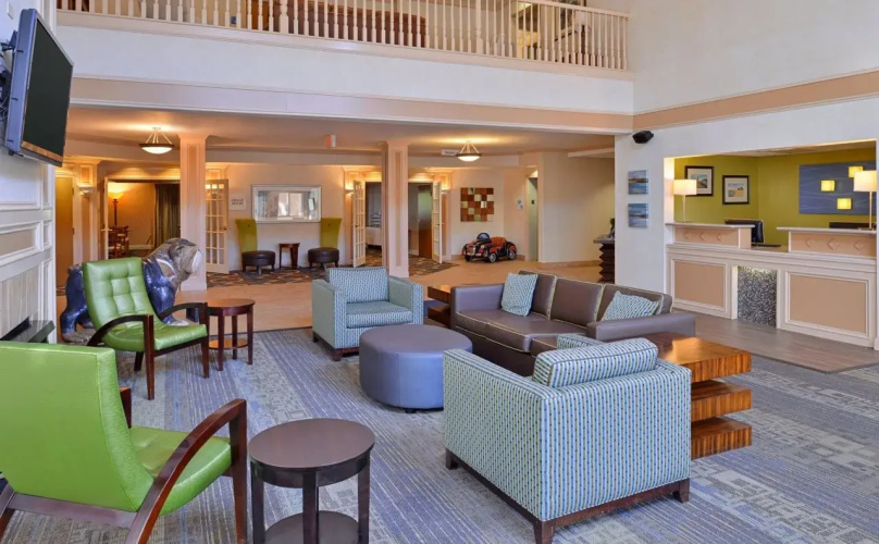 Holiday Inn Express & Suites St Joseph by IHG