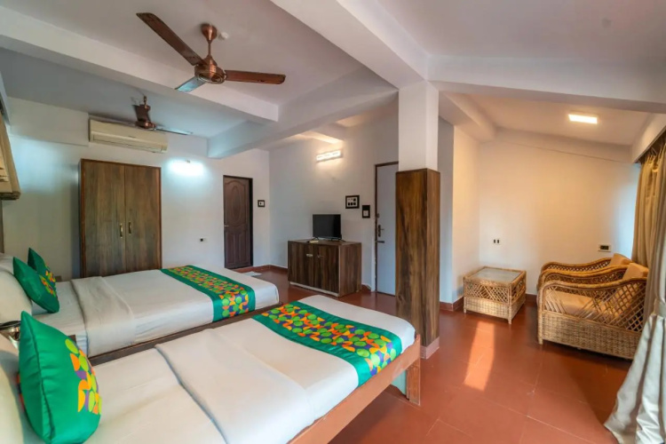 Kristal Sands Beach Resort