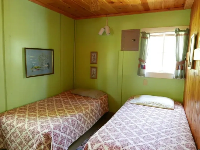Standard room with land view