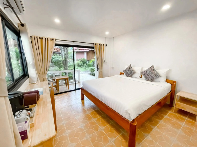 Bounty Resort