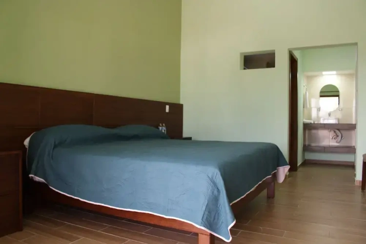 Comfort Double room with city view