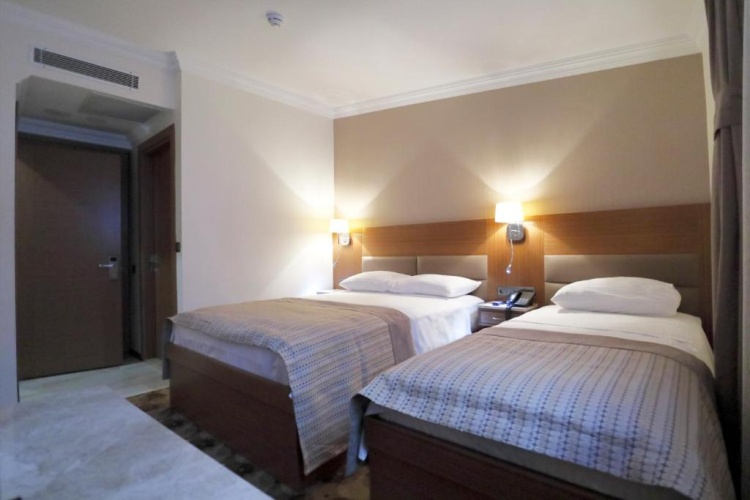 Triple room