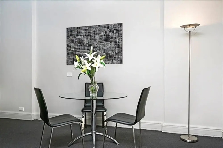 The Apartment Service CLD01