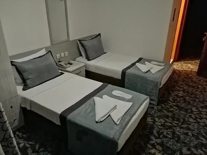 arya otel