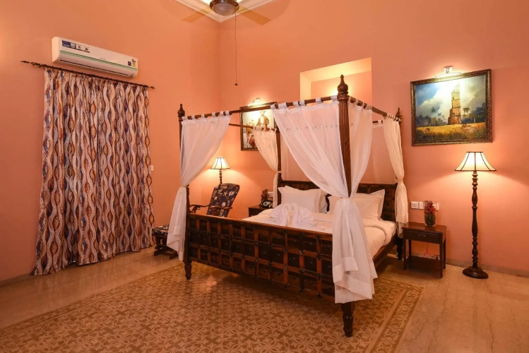 Superior room