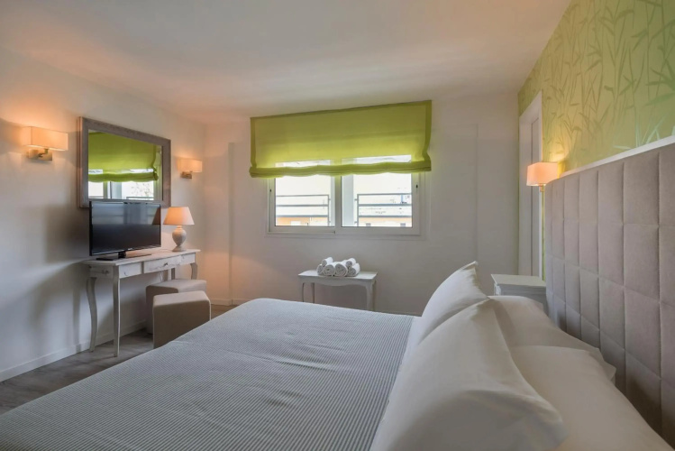 Hotel Corona