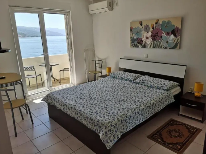 Standard Double room with balcony and with sea view
