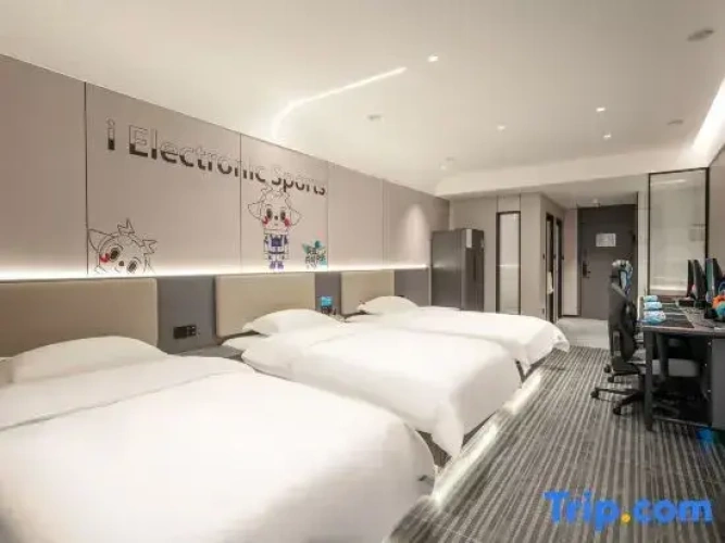 Standard Sextuple room