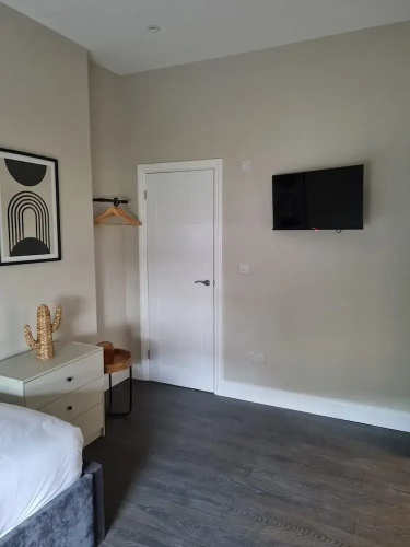 The Ivy Apartments