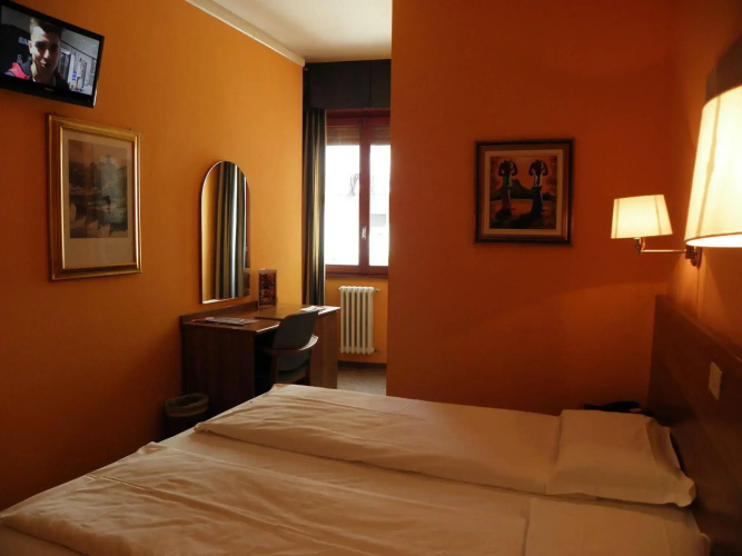 Hotel Corona