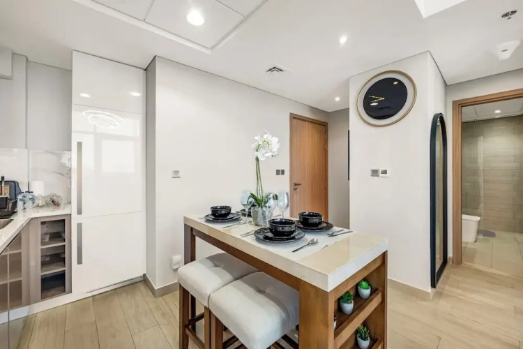 Economy Studio