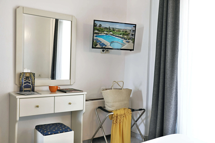 Acrotel Lily Ann Village