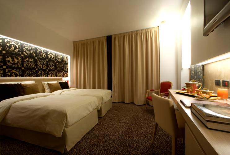 Antony Palace Hotel