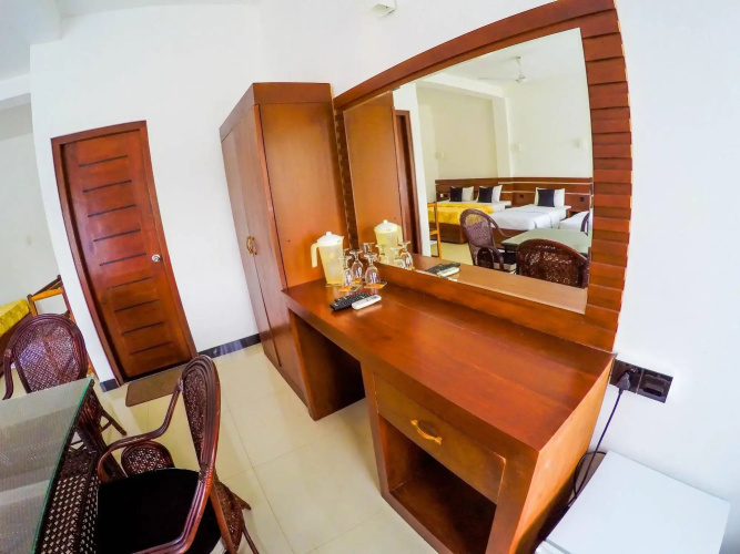 Hotel Sunrich Kandy