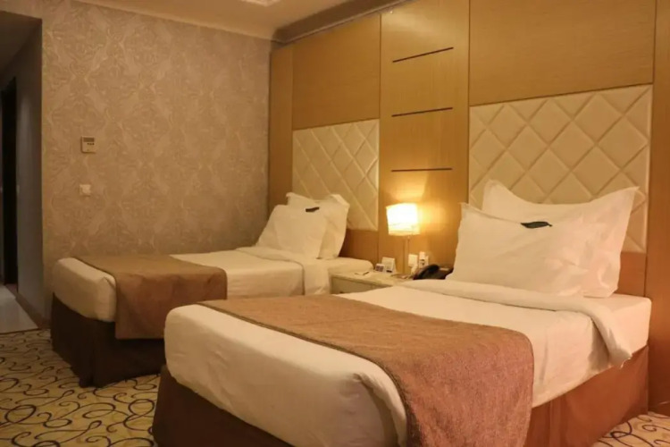 HighCrest HotelOver view