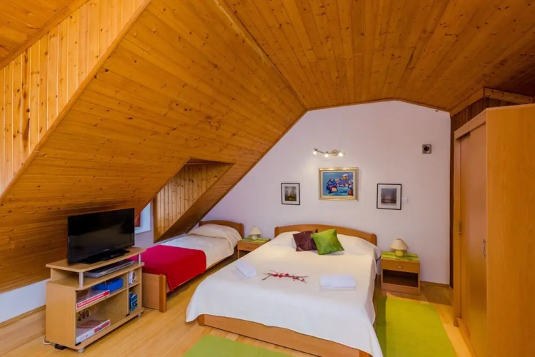 11 Stars Apartments