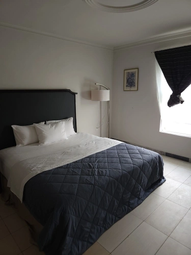 Luxury Single room with land view