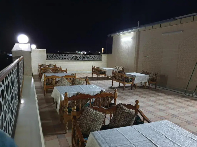 Sharq plaza