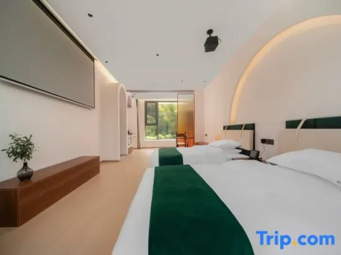 2 Bedrooms Family Suite