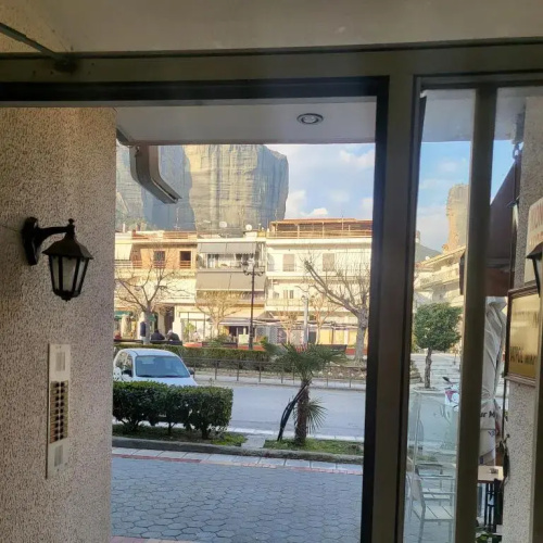 kondoulis APARTMENT 2