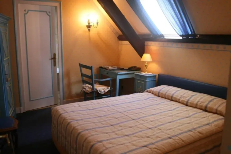 Standard Double room with view