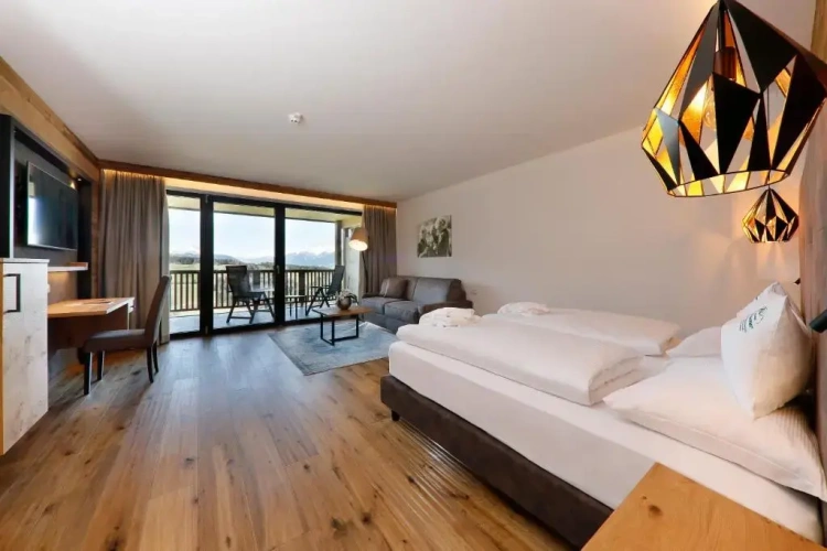 Superior Double Suite with mountain view