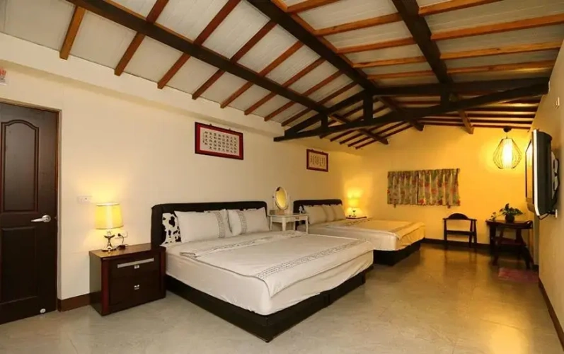 Classic Quadruple room
