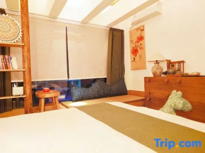 1 Bedroom Suite with view