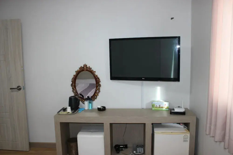 Gipoong Hotel