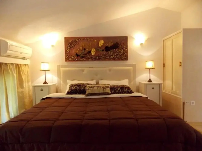 1 Bedroom Duplex Apartment