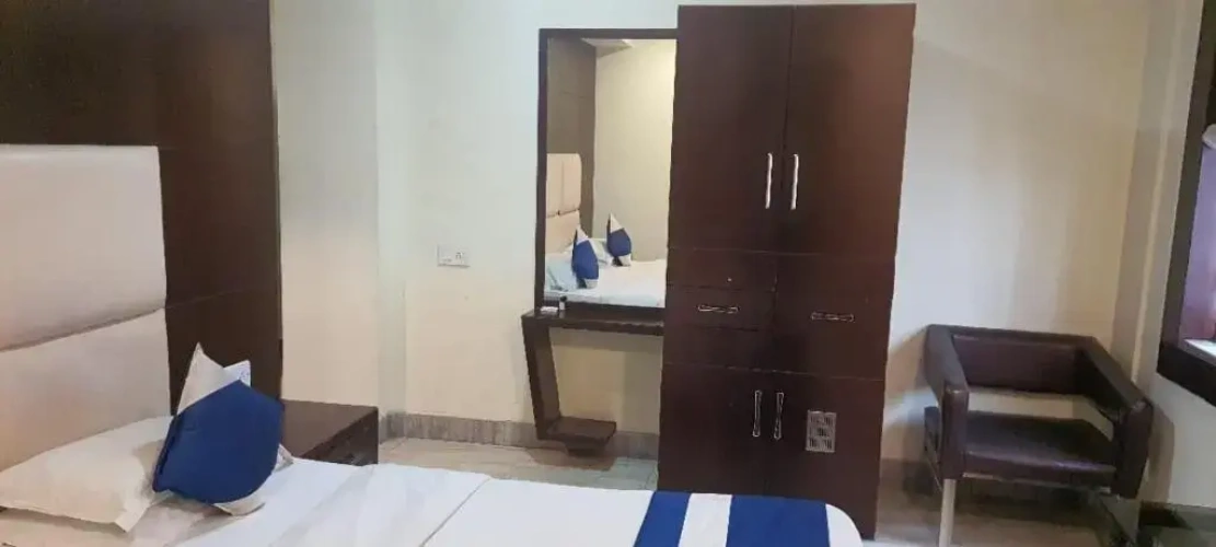 Deluxe Suite