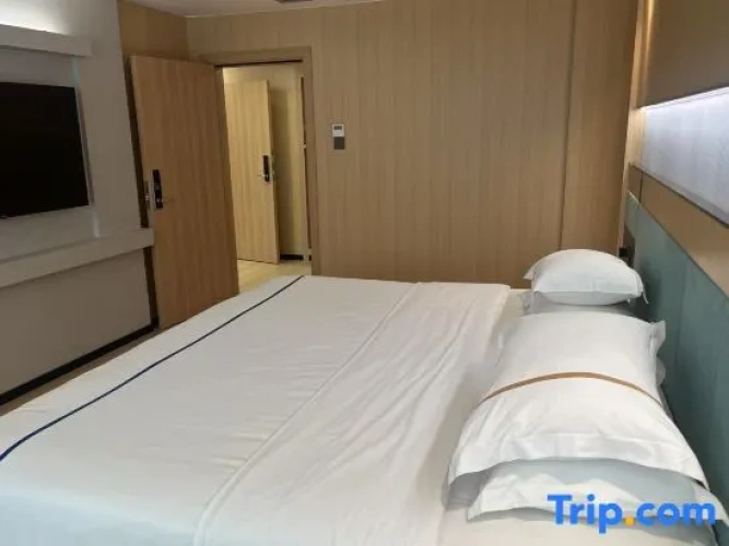 Deluxe Double Suite
