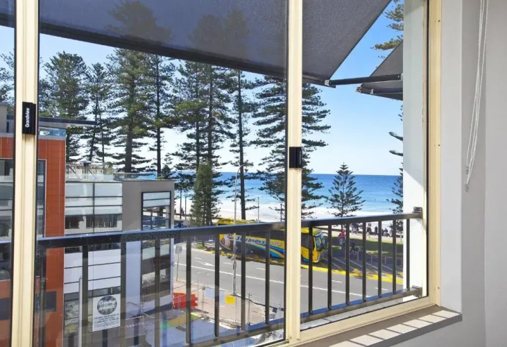 Standard Twin room with ocean view