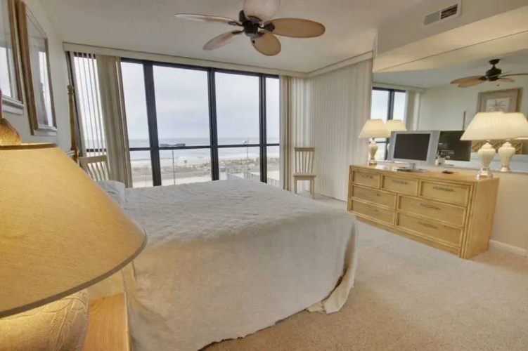 Golden Sands 207 - 2 Br Condo